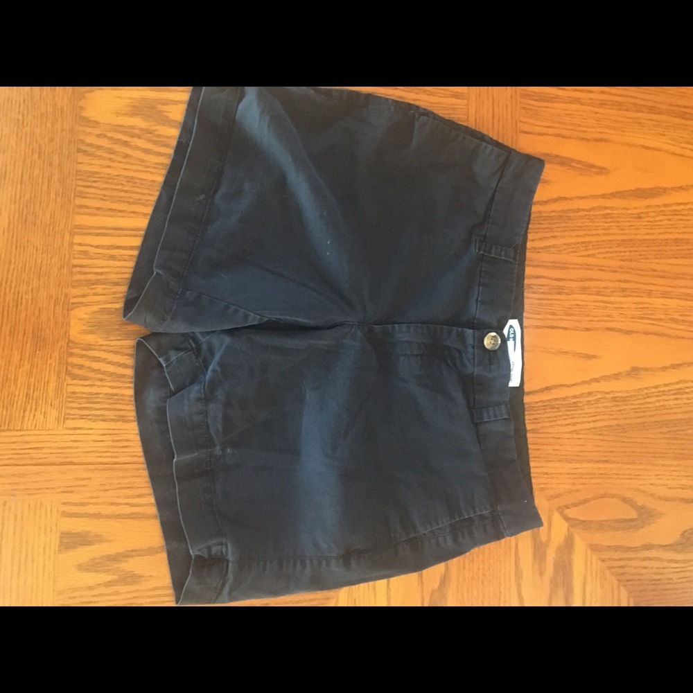 Black old navy shorts